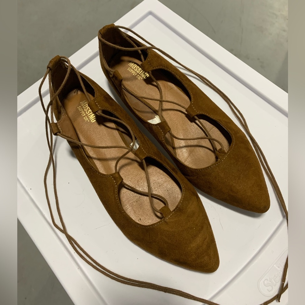 Mossimo Supply Co. Suede Flats Size 6.5